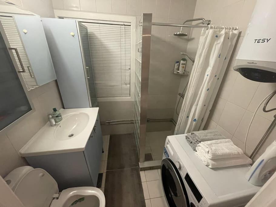 2 Bedroom